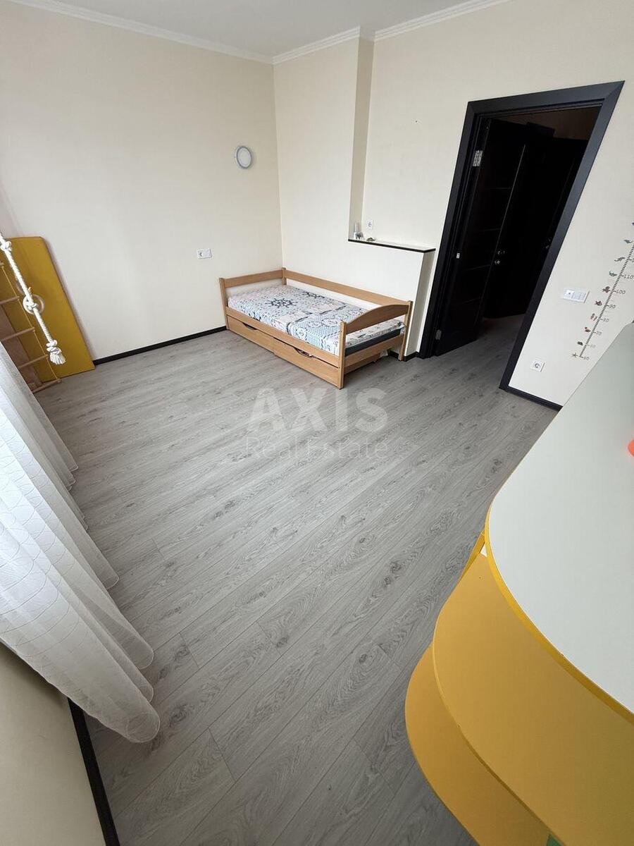 4k apartment vul. Oleny Pchilky 8617159