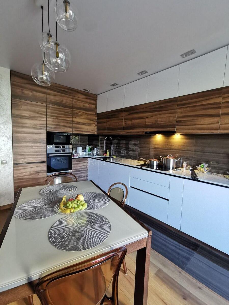 3k apartment vul. Gulaka Mykoly 4