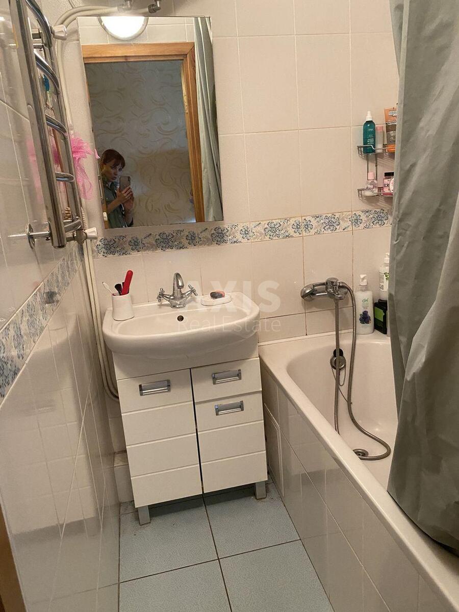 2k apartment vul. Avtozavods'ka 174