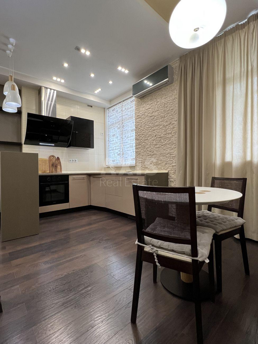 1k apartment vul. Zhyljans'ka 118247422