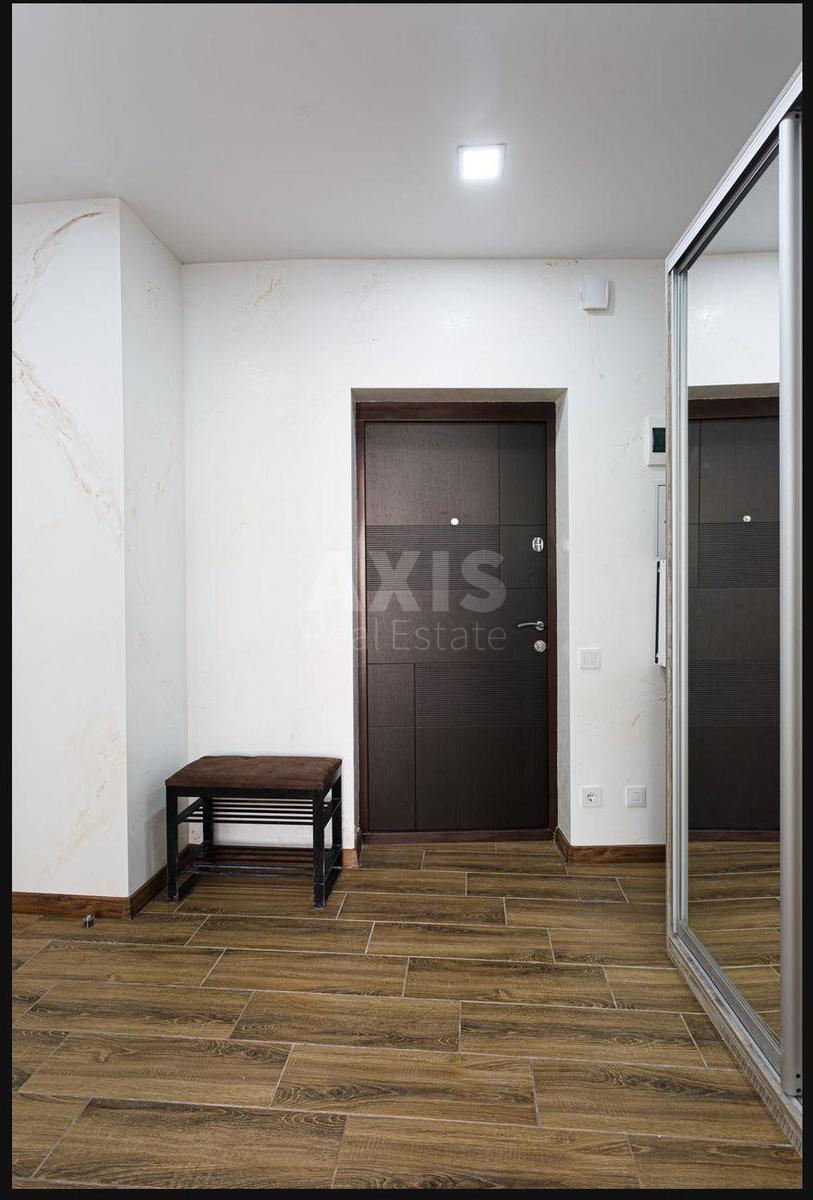 1k apartment vul. Glybochyc'ka 138