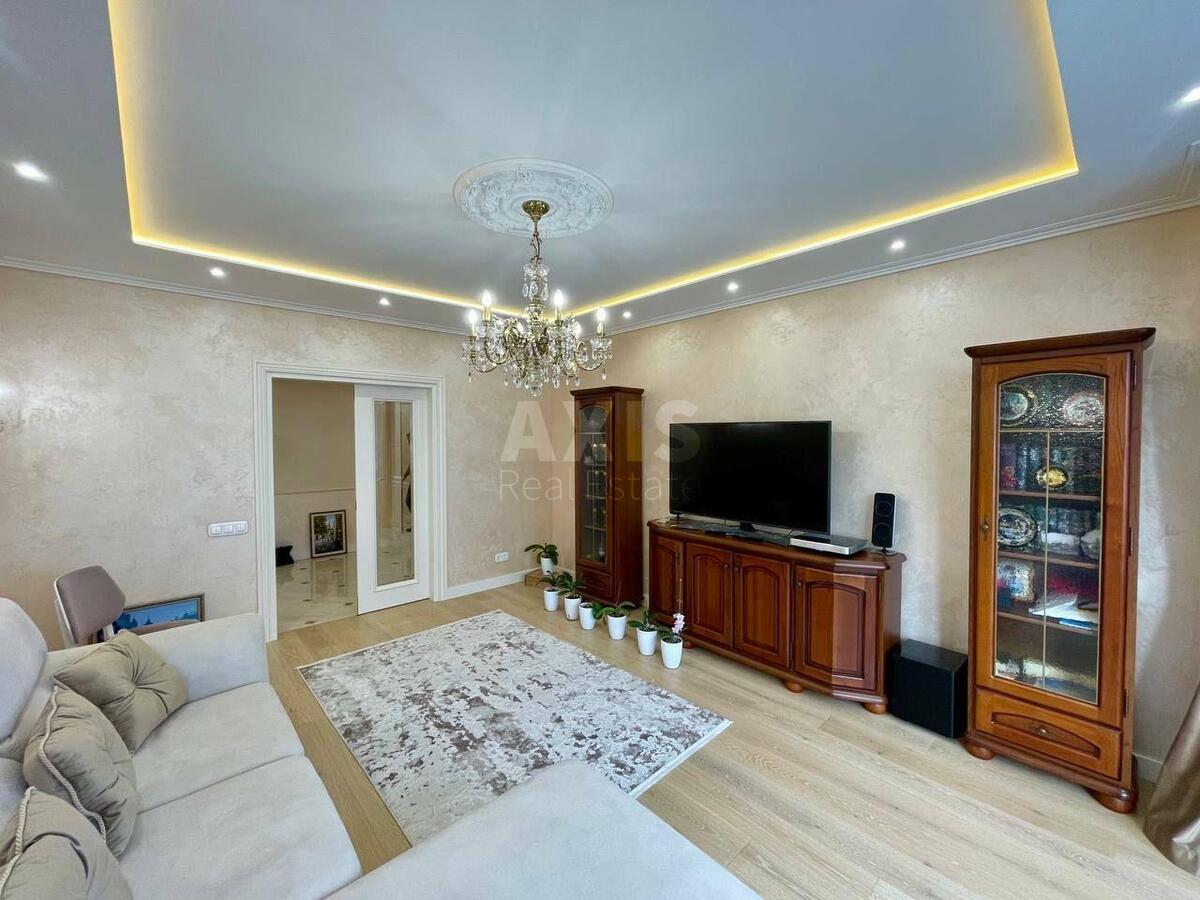 2k apartment vul. Yulia Zdanovska 73Б583721