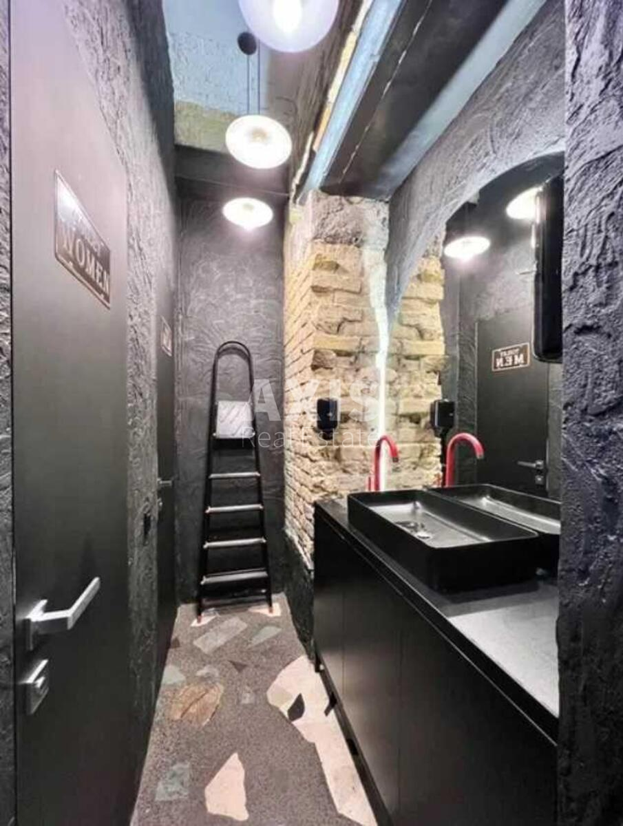 Office vul. Hmel'nyc'kogo Bogdana 74, 128m29