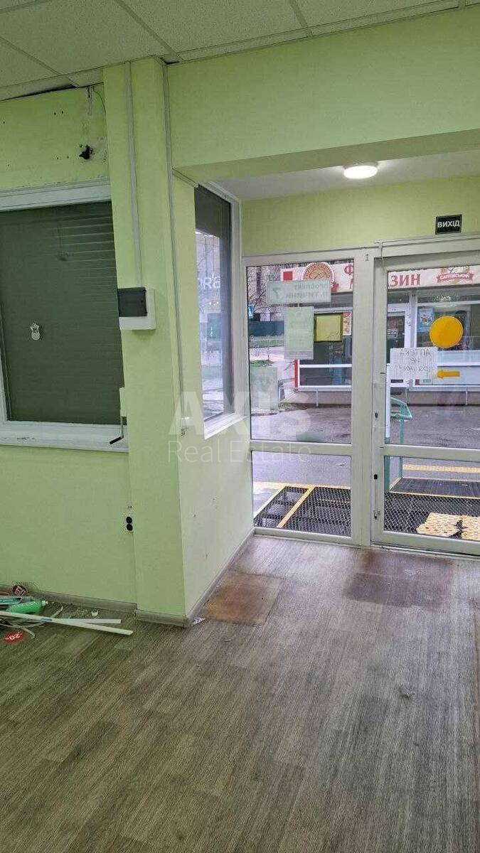 Объект торговли пр-т Тычины Павла 7, 54м2542472