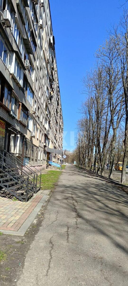 Объект торговли бул. Кольцова 15, 69м2586925