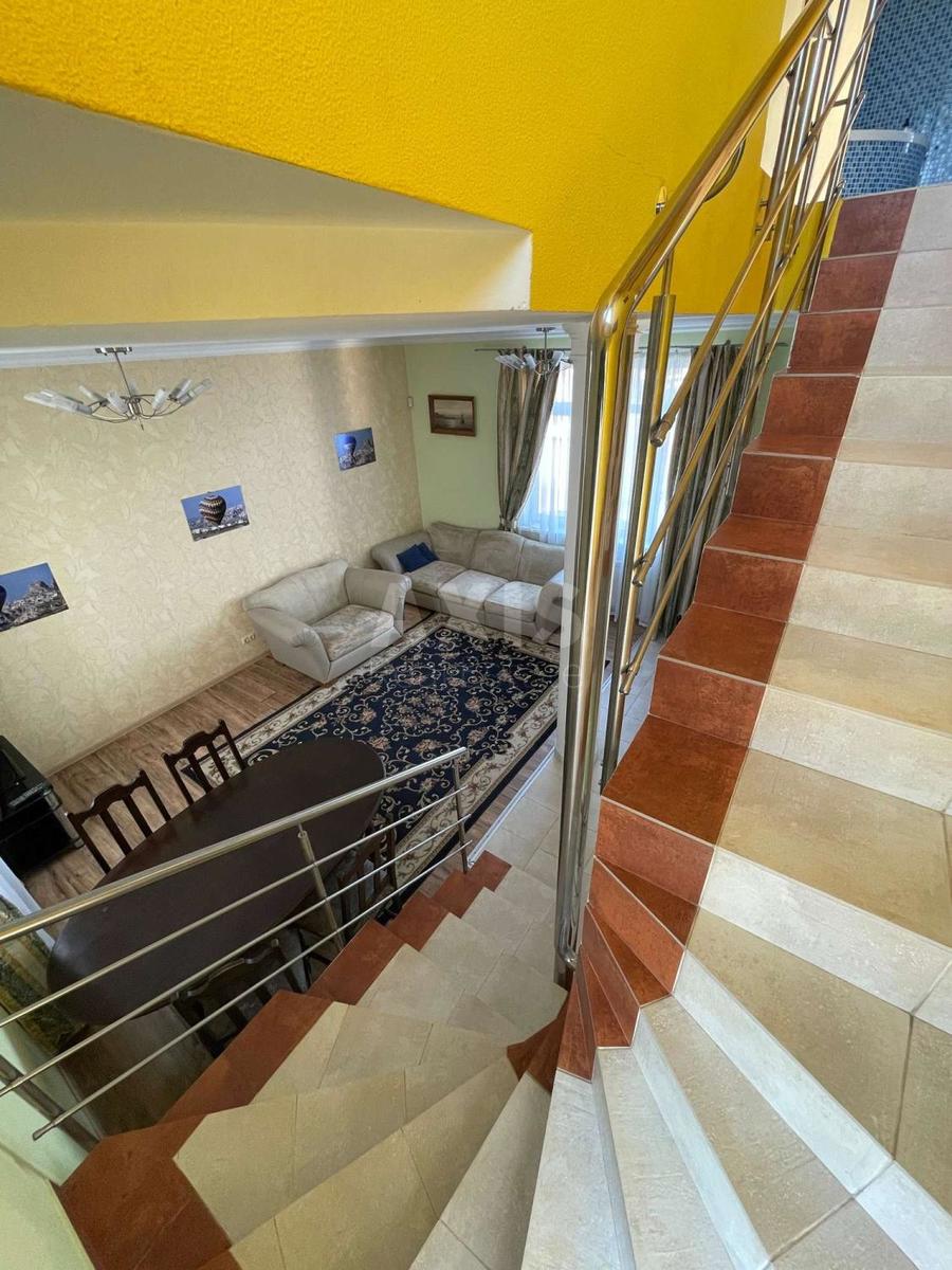 Дoм ул. 20-я Садовая, 250м2, город Киев10