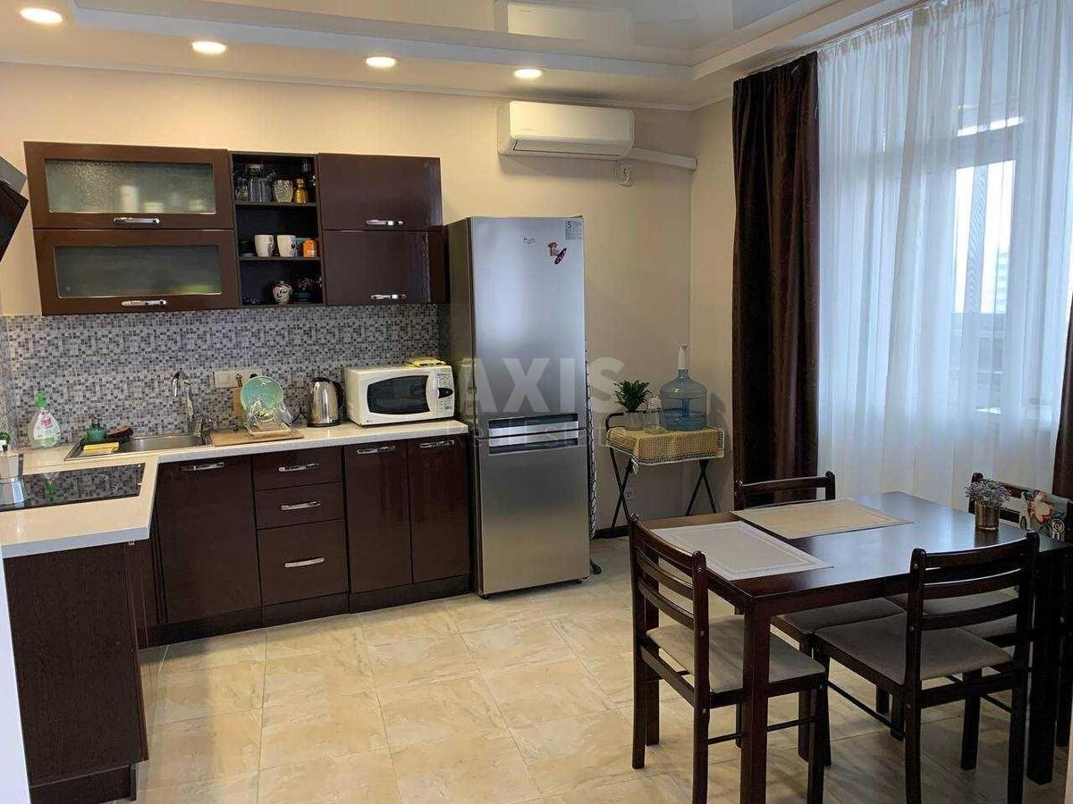 1k apartment vul. Dragomanova 2