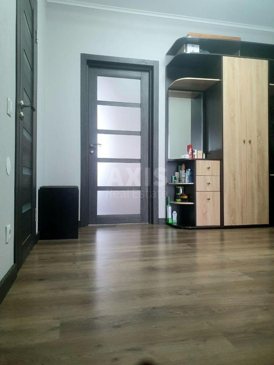 2k apartment vul. Sim'i' Kul'zhenkiv 3315