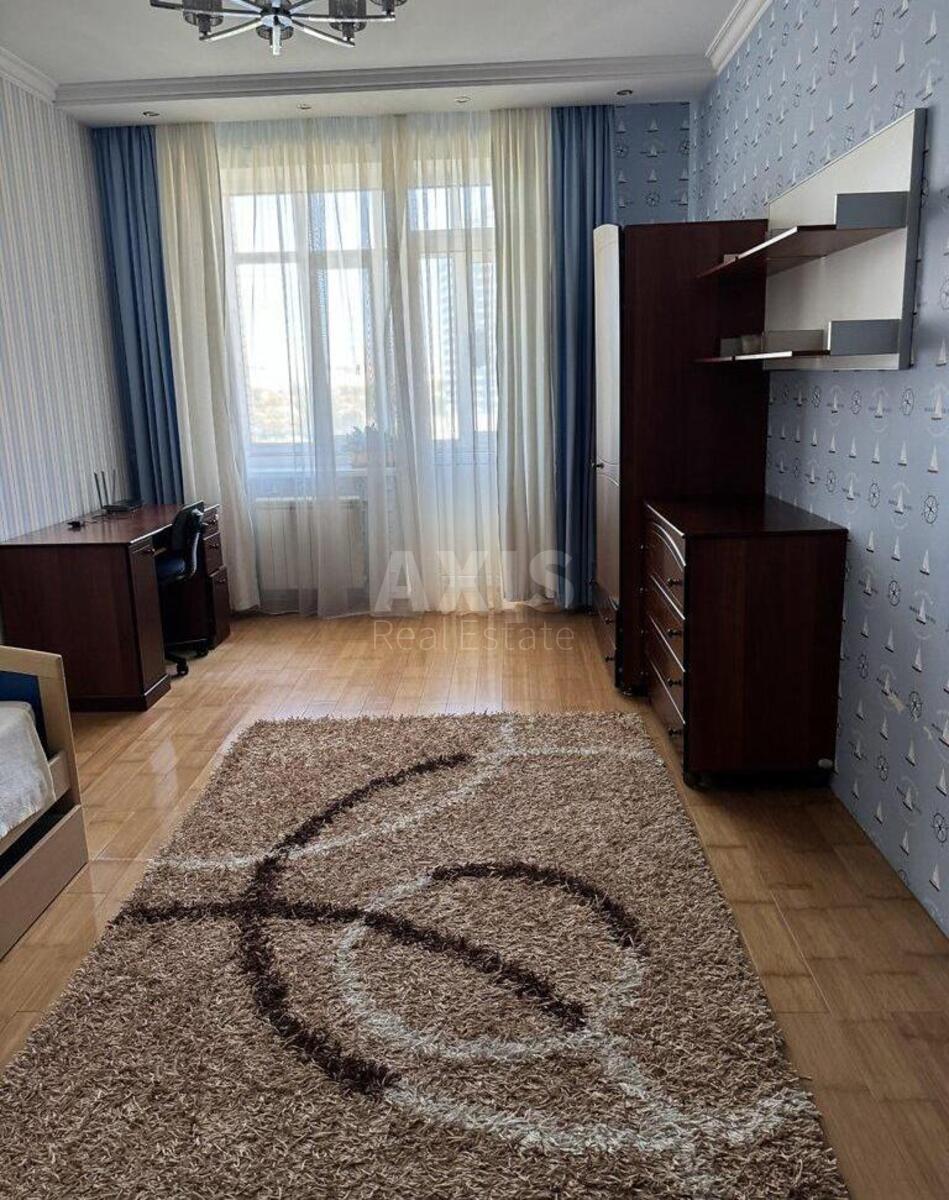 3k apartment vul. Barbjusa Anri 165