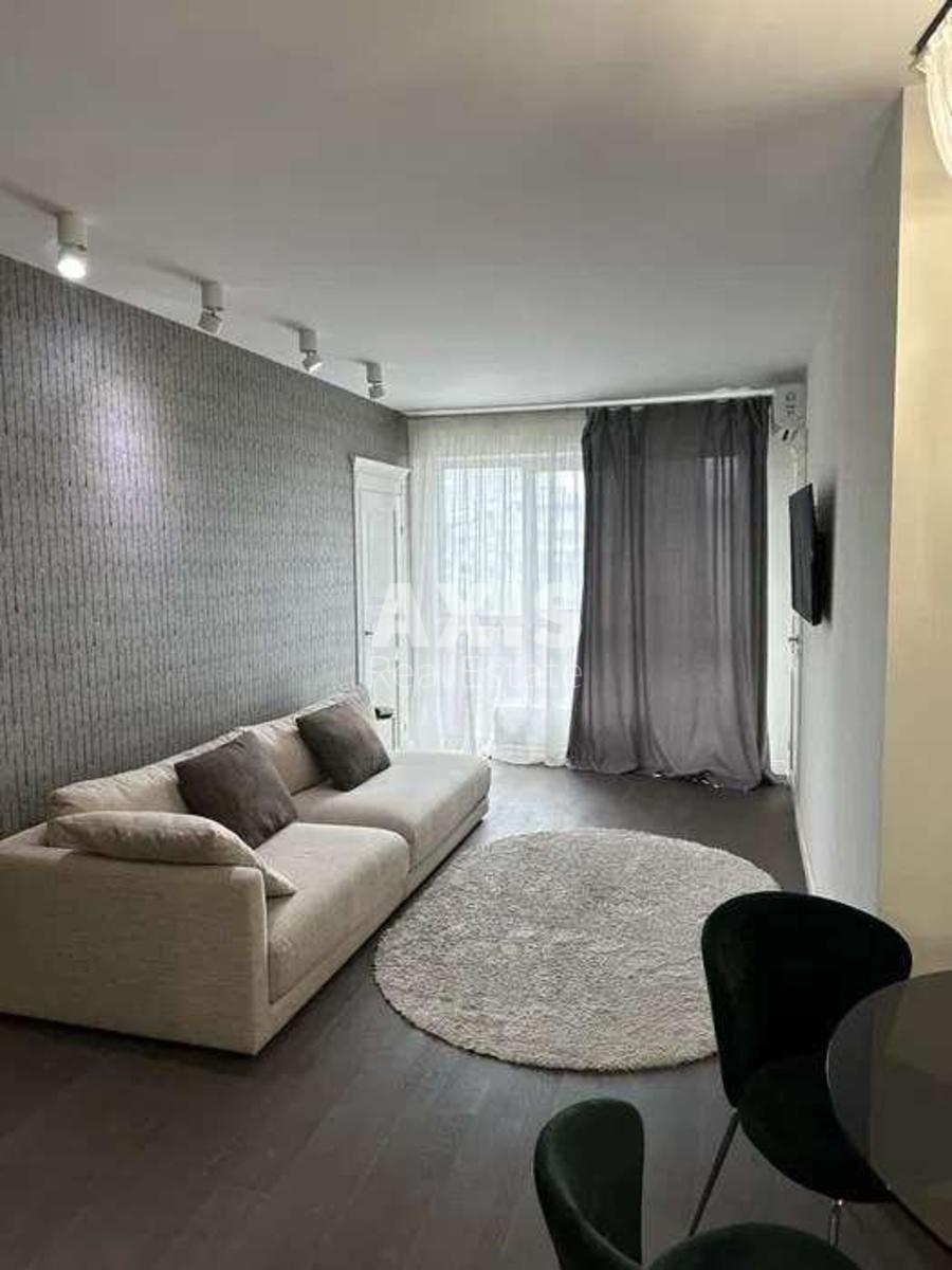 2k apartment vul. Lypkivs'kogo Vasylja Mytropolyta 16В0