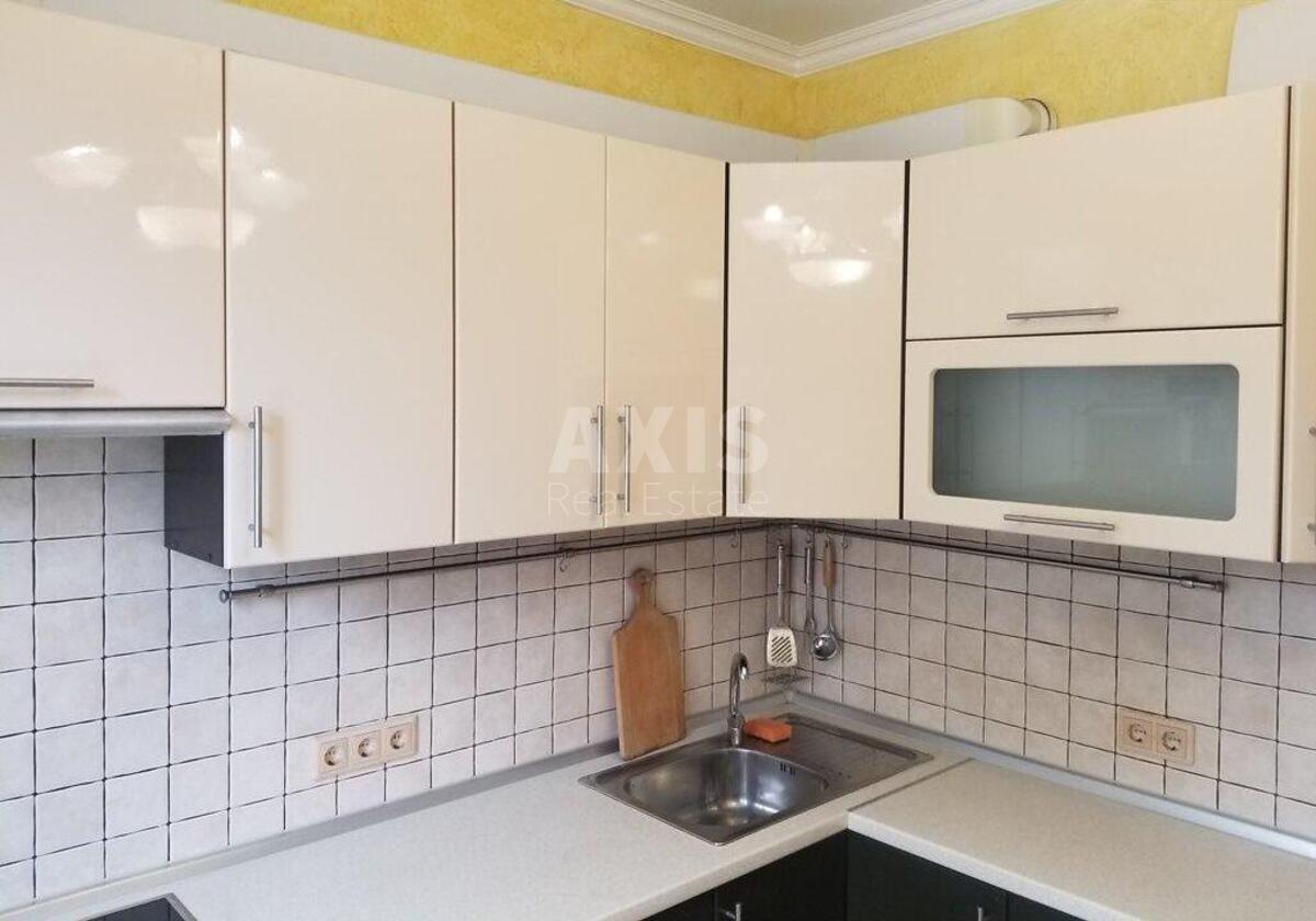 2k apartment vul. Petryc'kogo Anatolija 13601160
