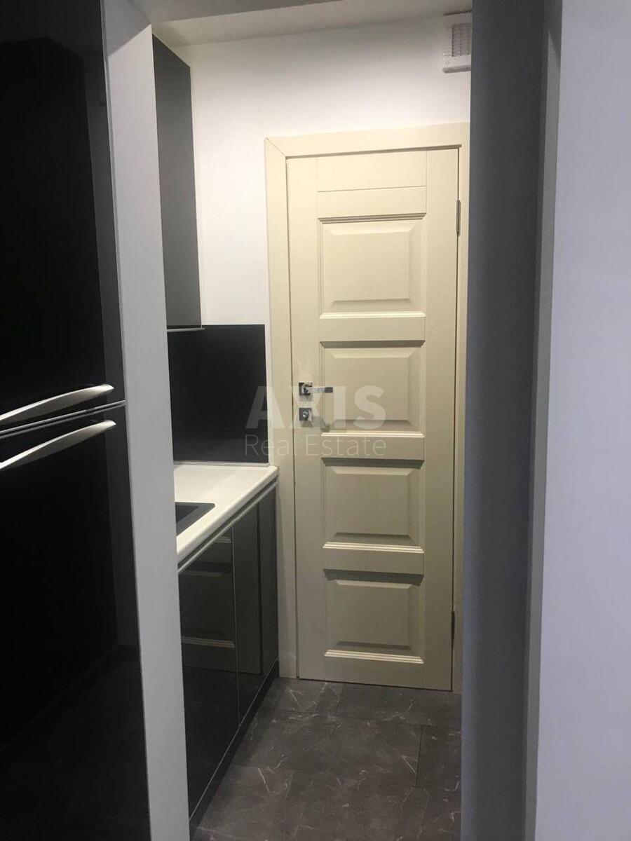 Office vul. Sribnokil's'ka 12, 60m27