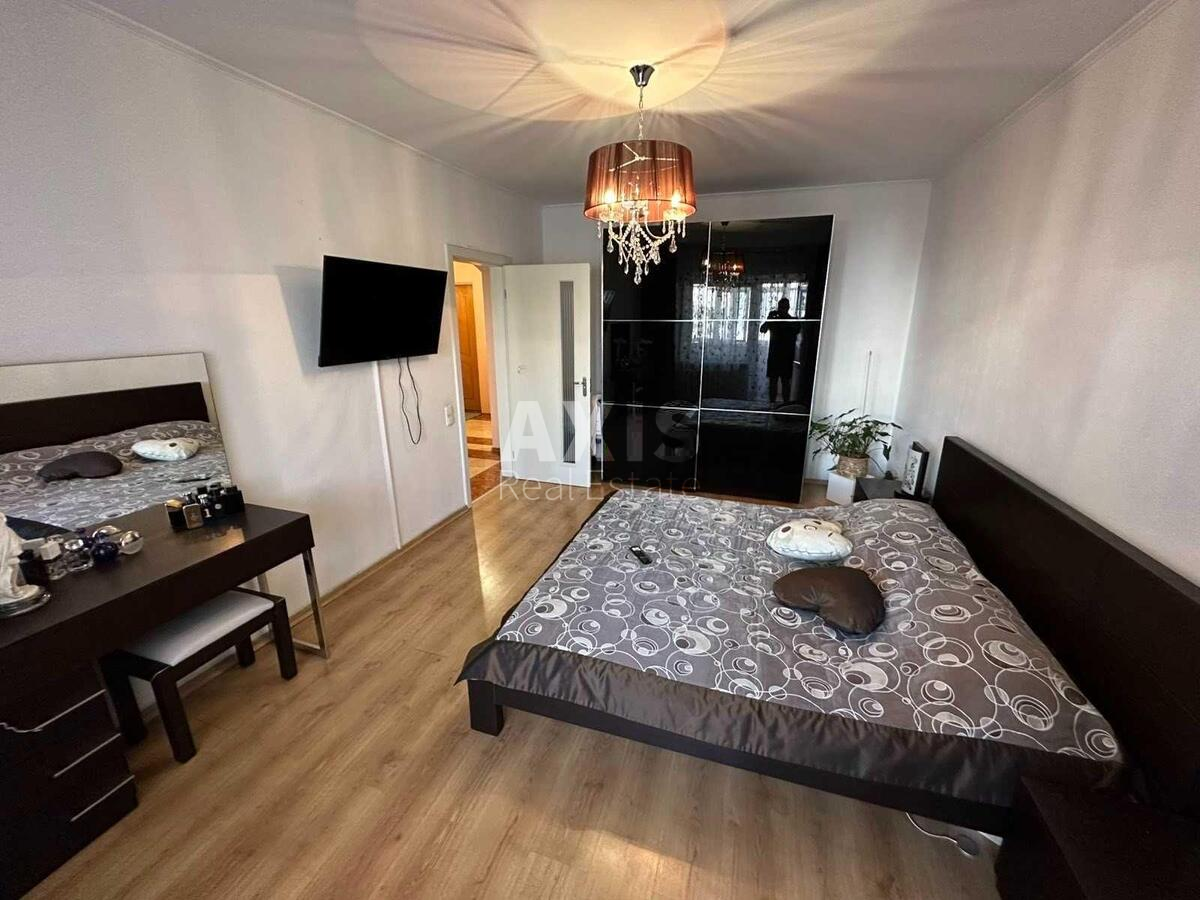 3k apartment vul. Raduns'ka 11501012