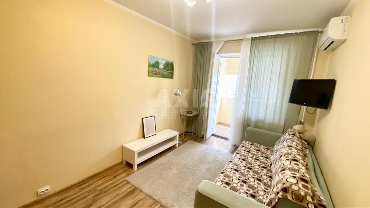 1k apartment vul. Chornobyl's'ka 18571441