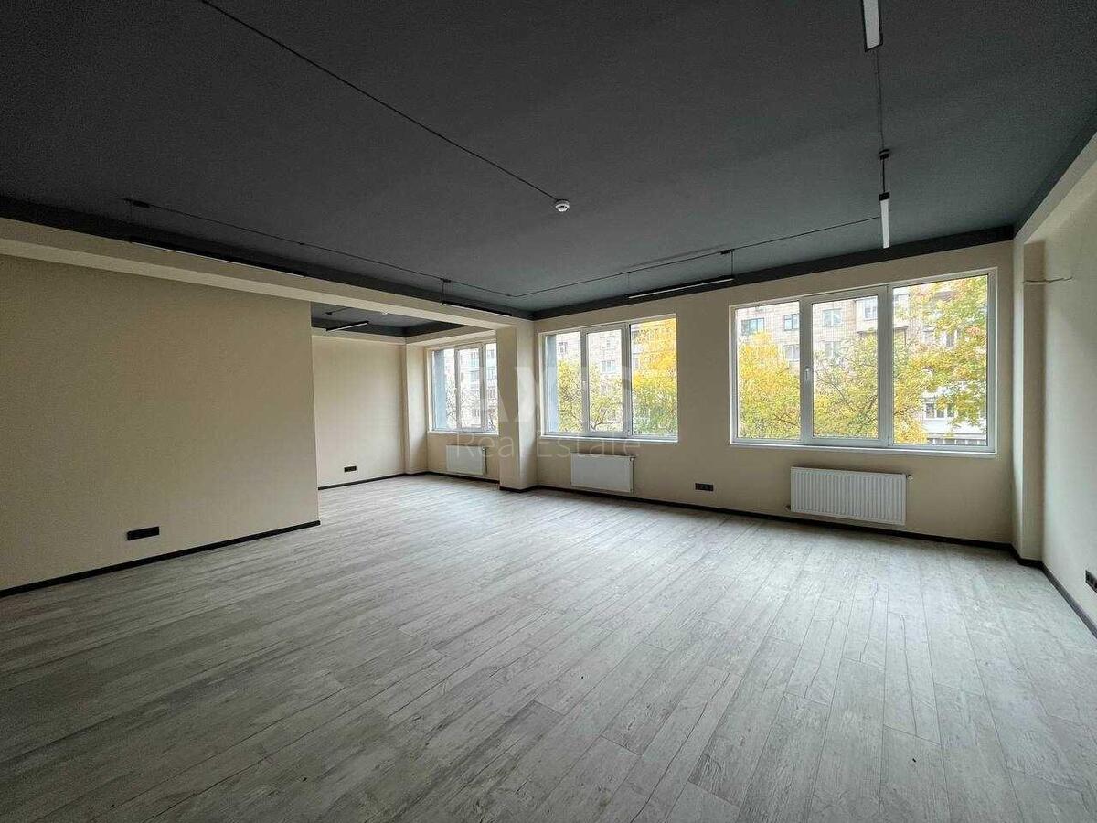 Office vul. Preobrazhens'ka 25, 606m2613042