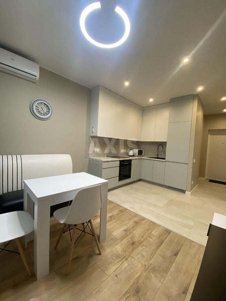 2k apartment vul. Rodyny Kristeriv 6613246