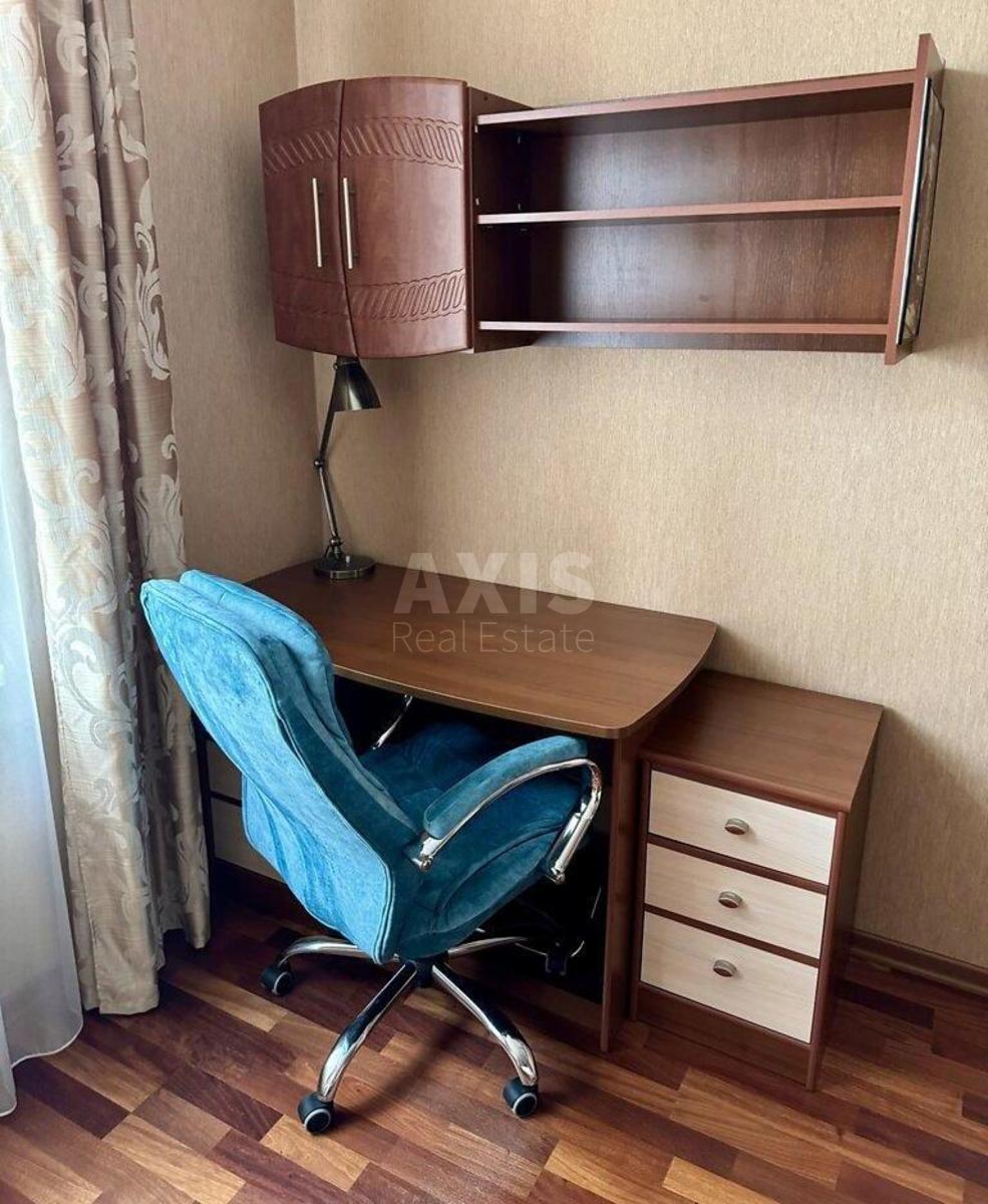 2к квартира ул. Щекавицкая 30/394