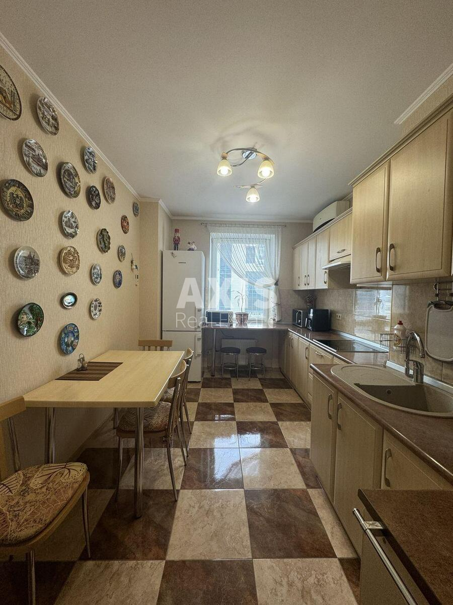 3k apartment vul. Chavdar Jelyzavety 4