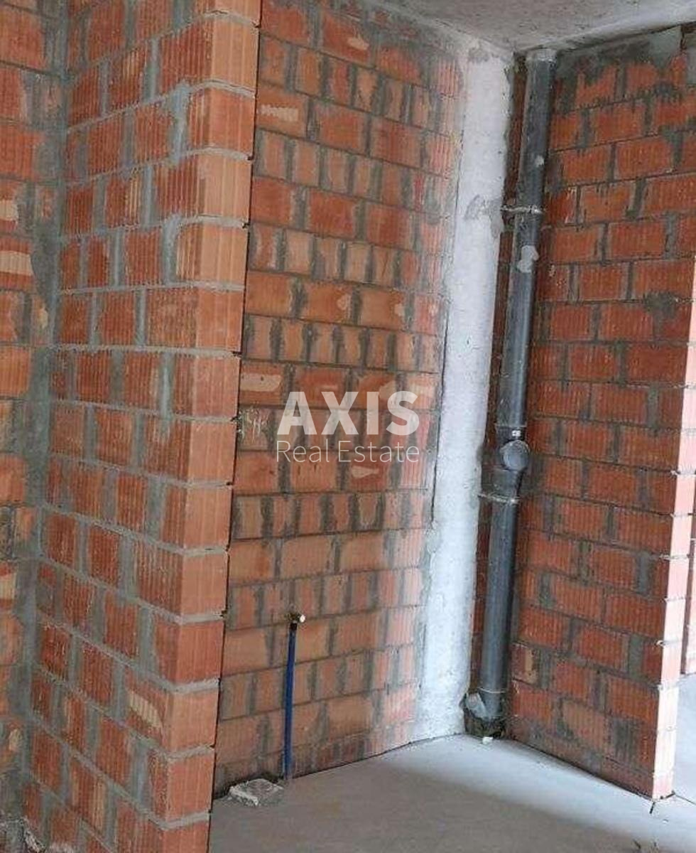 3k apartment vul. Lypkivs'kogo Vasylja Mytropolyta 380