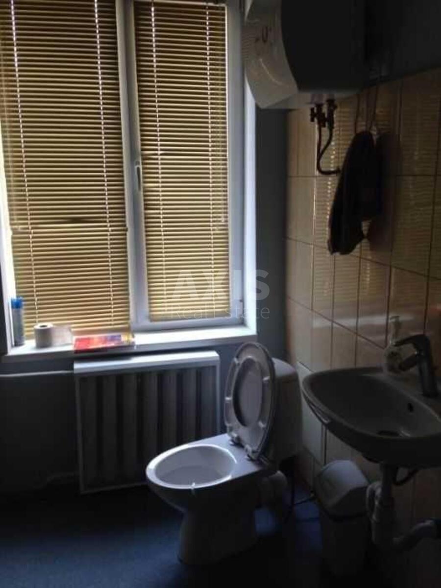 Office vul. Myhajlivs'ka 17, 90m29