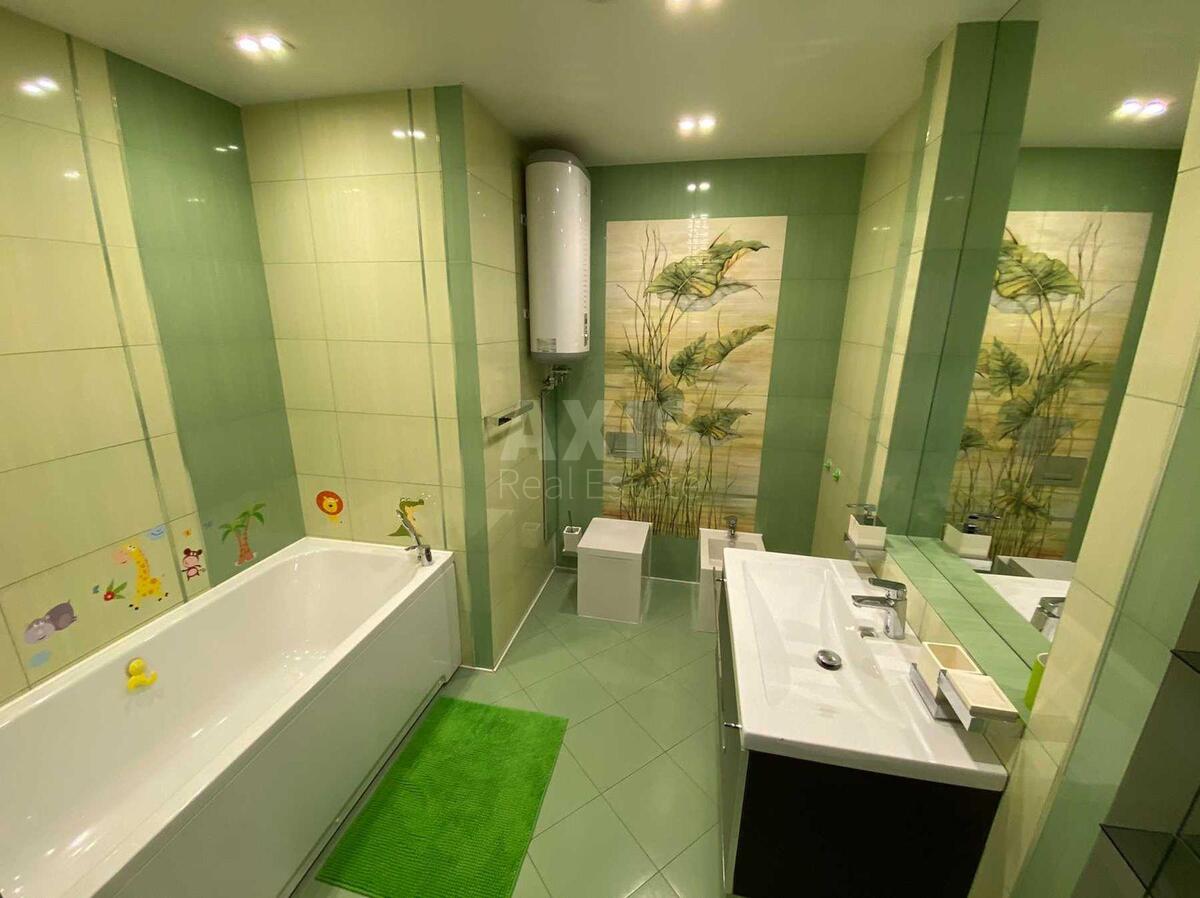 4к квартира пр-т Владимира Ивасюка 10А623479