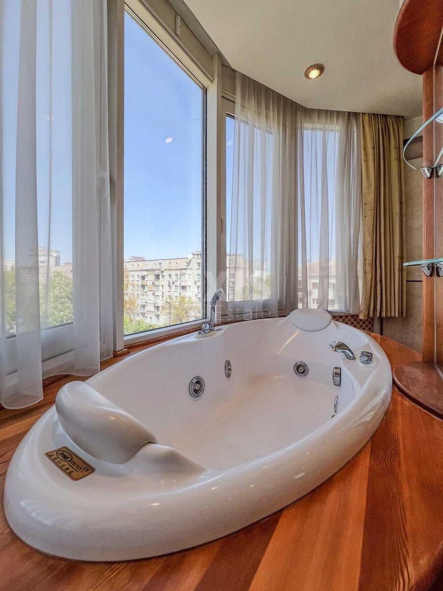 4k apartment vul. Mazepy Ivana 106159116