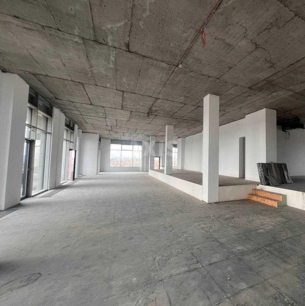 Office vul. Antonovycha 118, 454m2618570