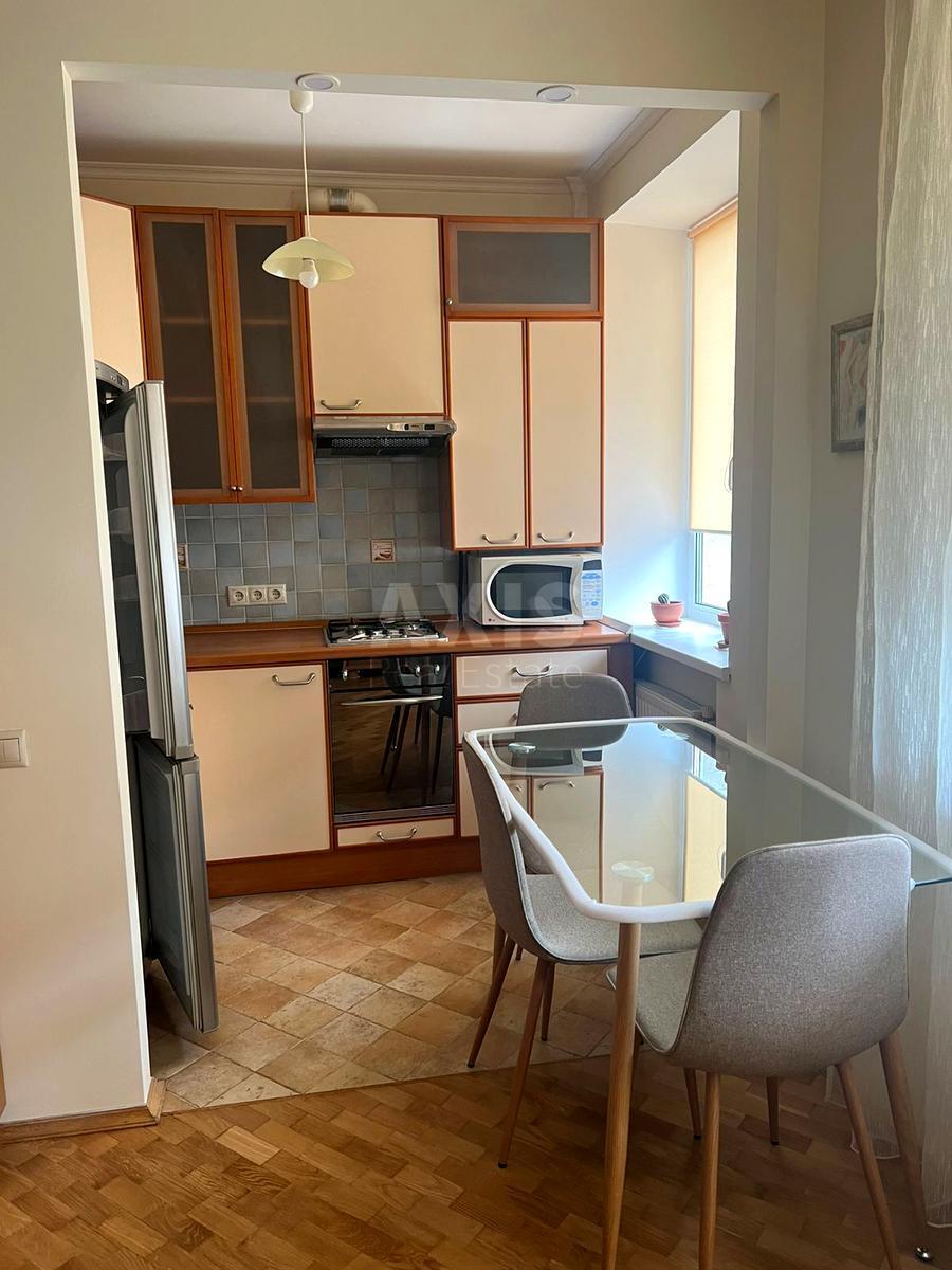 1k apartment vul. Volodymyrs'ka 7662211