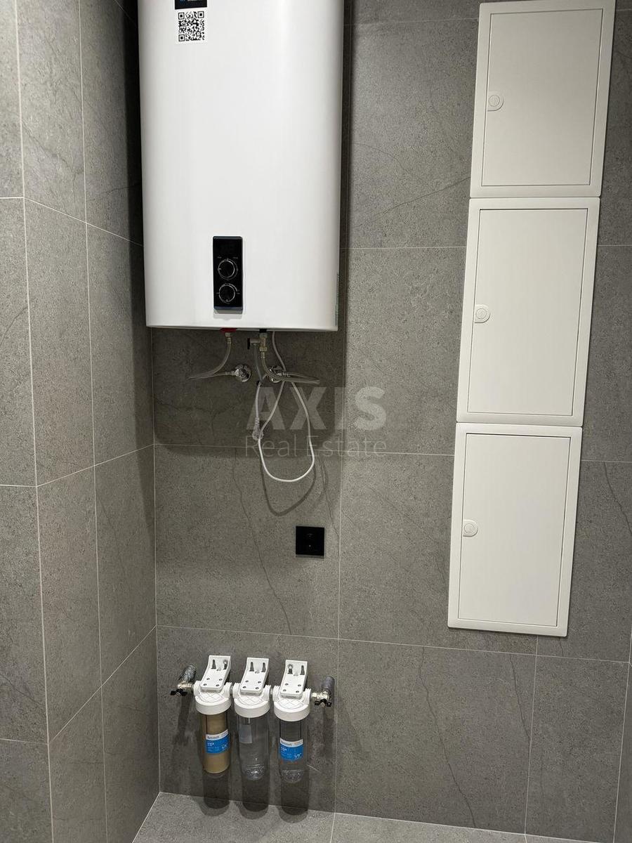 2k apartment vul. Dragomyrova Myhajla 4Б4