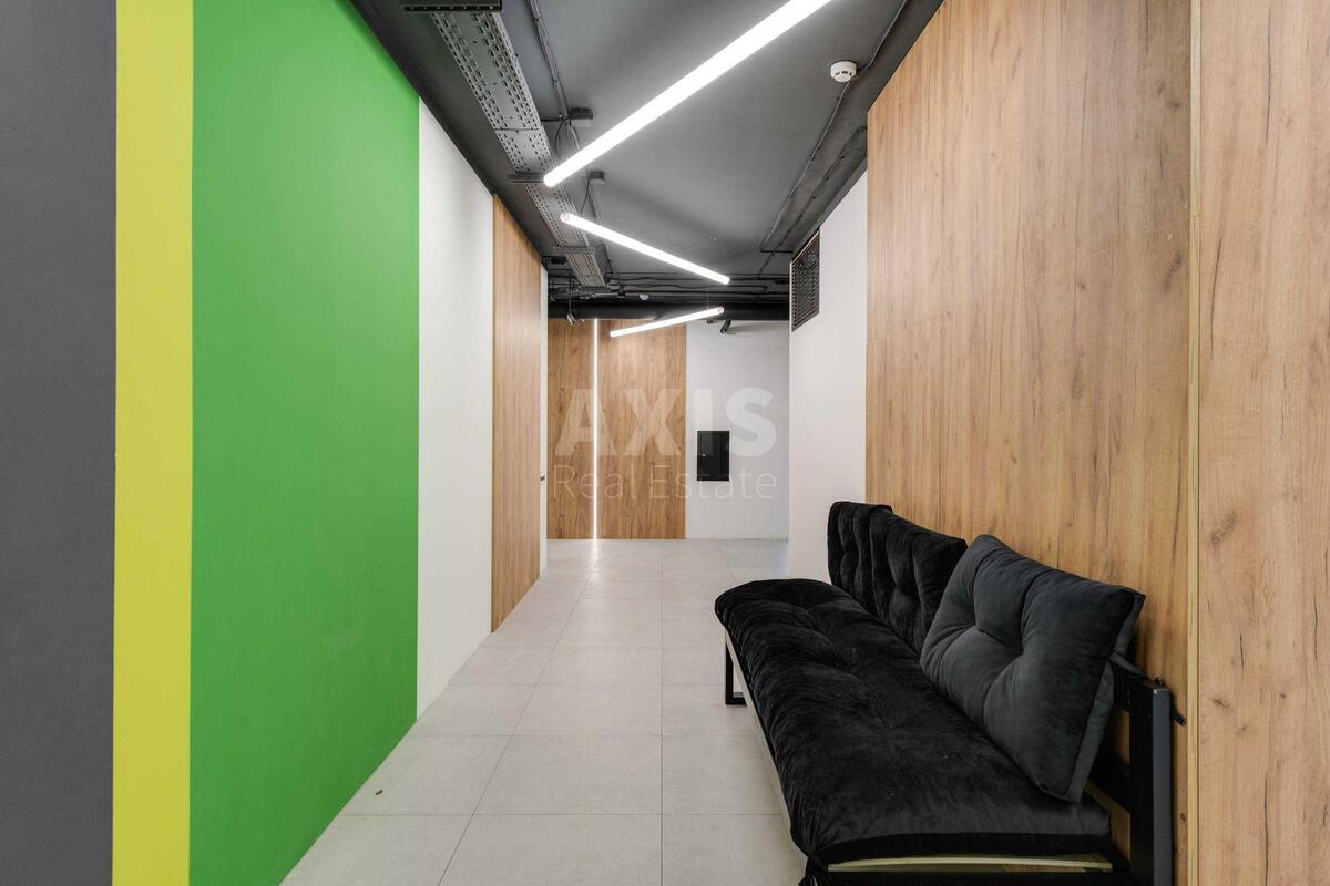 Office vul. Teremkivs'ka 3А, 70m22