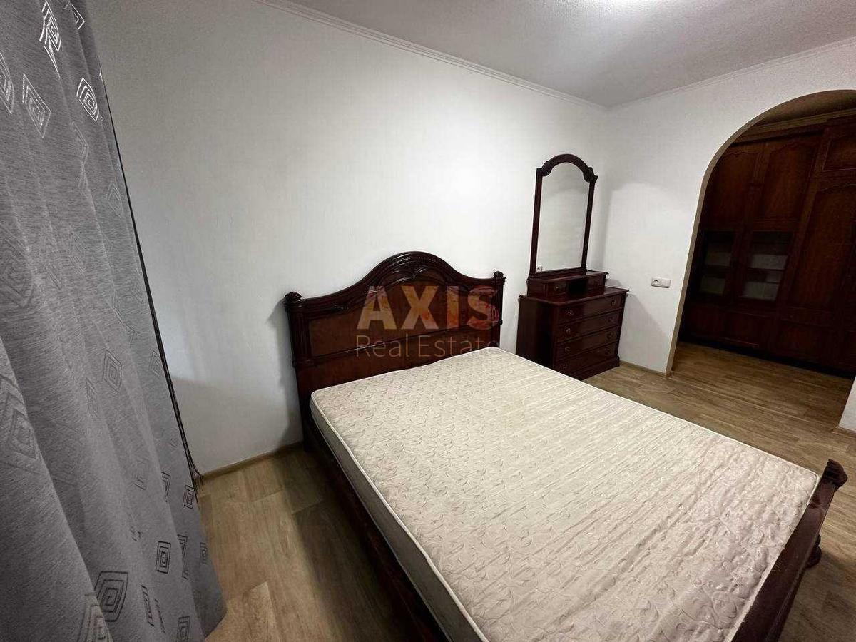 2к квартира ул. Янгеля Академика 41