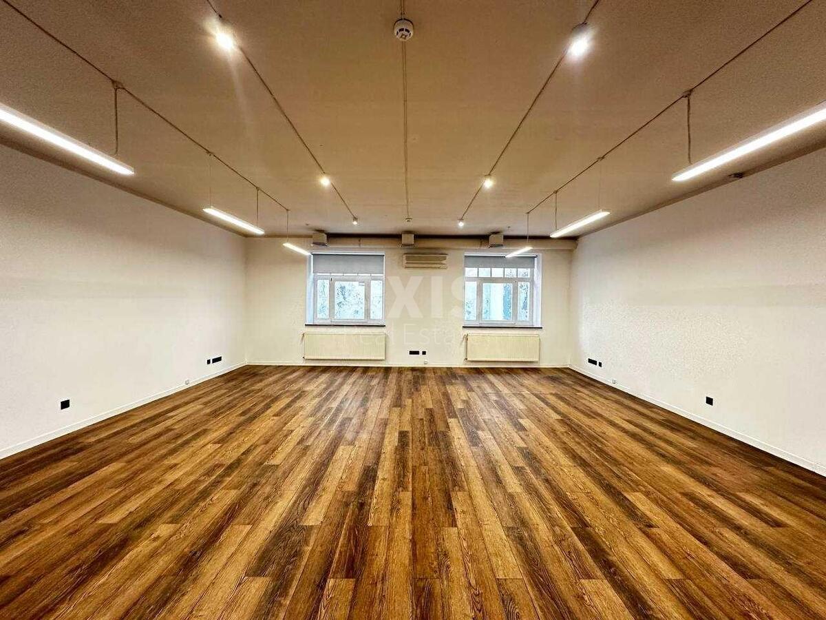 Office vul. Irynyns'ka 5, 600m26