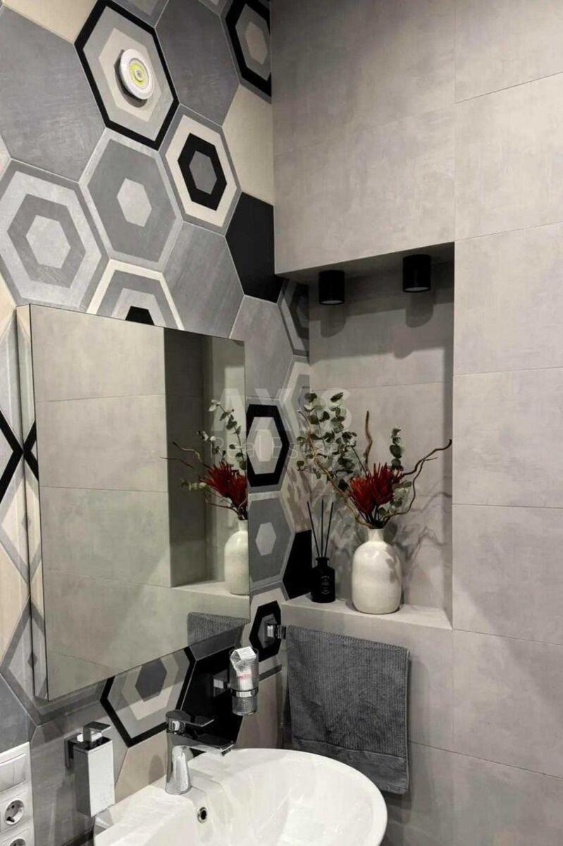 3k apartment vul. Staronavodnyc'ka 6Б627658