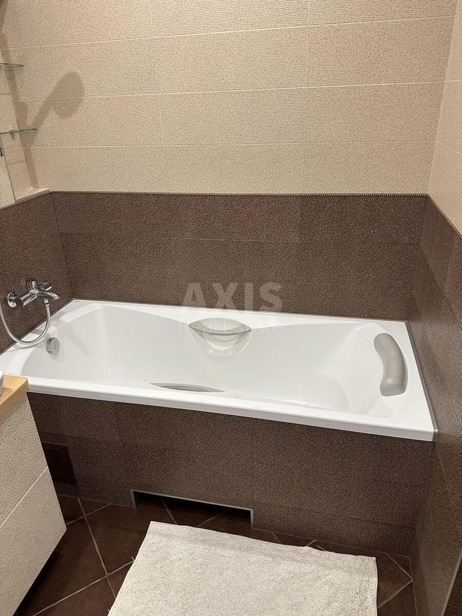 2к квартира ул. Олевская 9628206