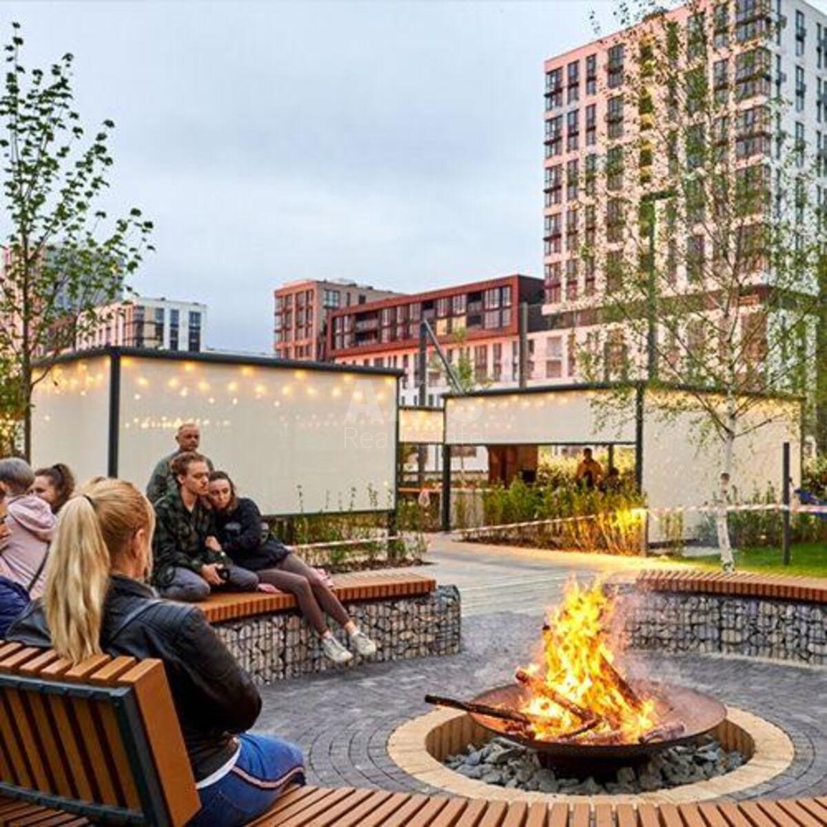 2k apartment vul. Saljutna 2Б8