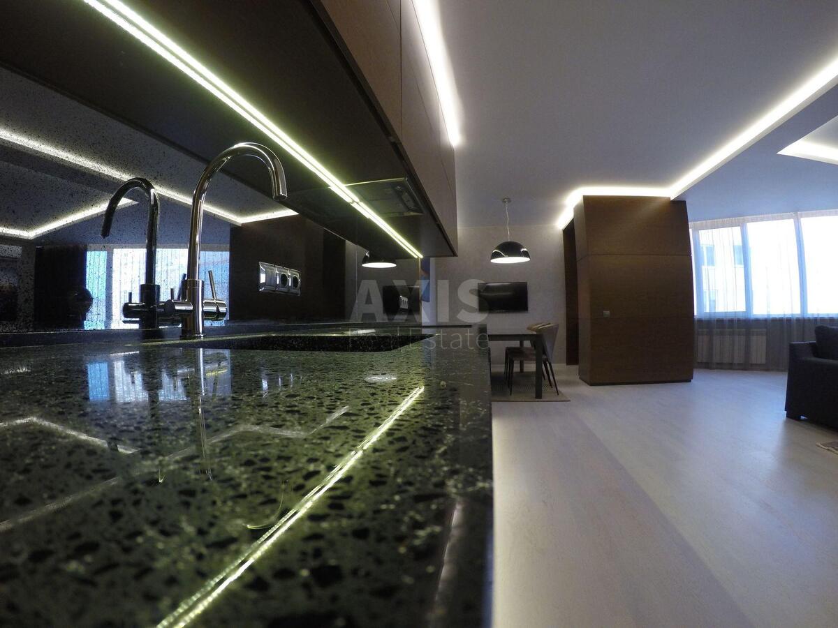 3k apartment vul. Dilova 2Б5858513
