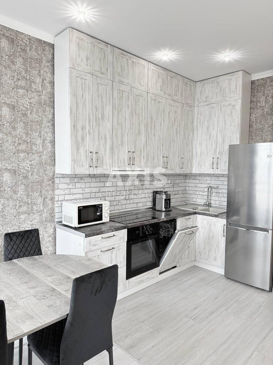 2k apartment vul. Kudri Ivana 7