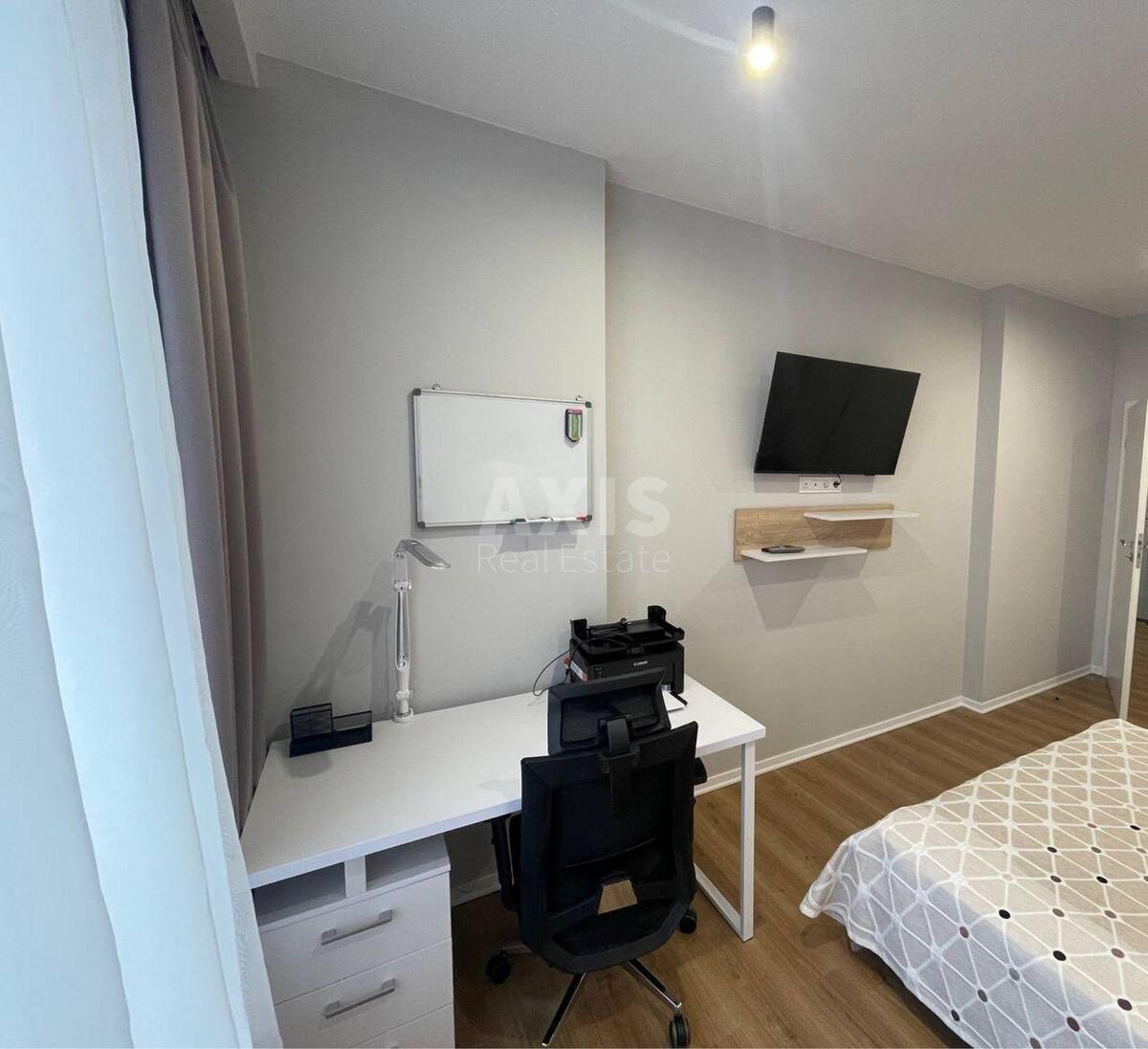 1k apartment vul. Kamianska 63