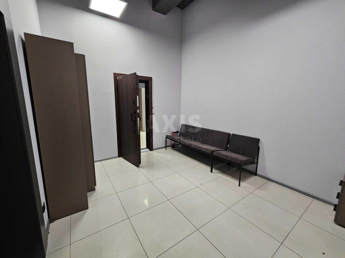 Офіс вул. Борщагівська 154, 325м2
