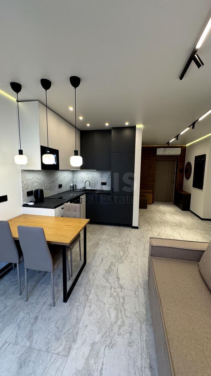 1k apartment nab. Dniprovs'ka 15Ж63258