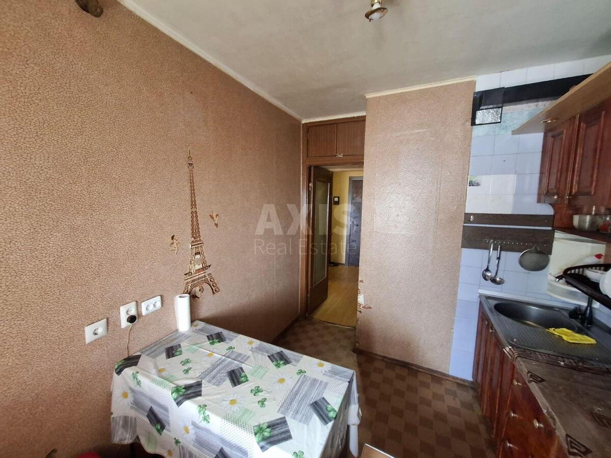1k apartment uzv. Klovs'kyj 20591130