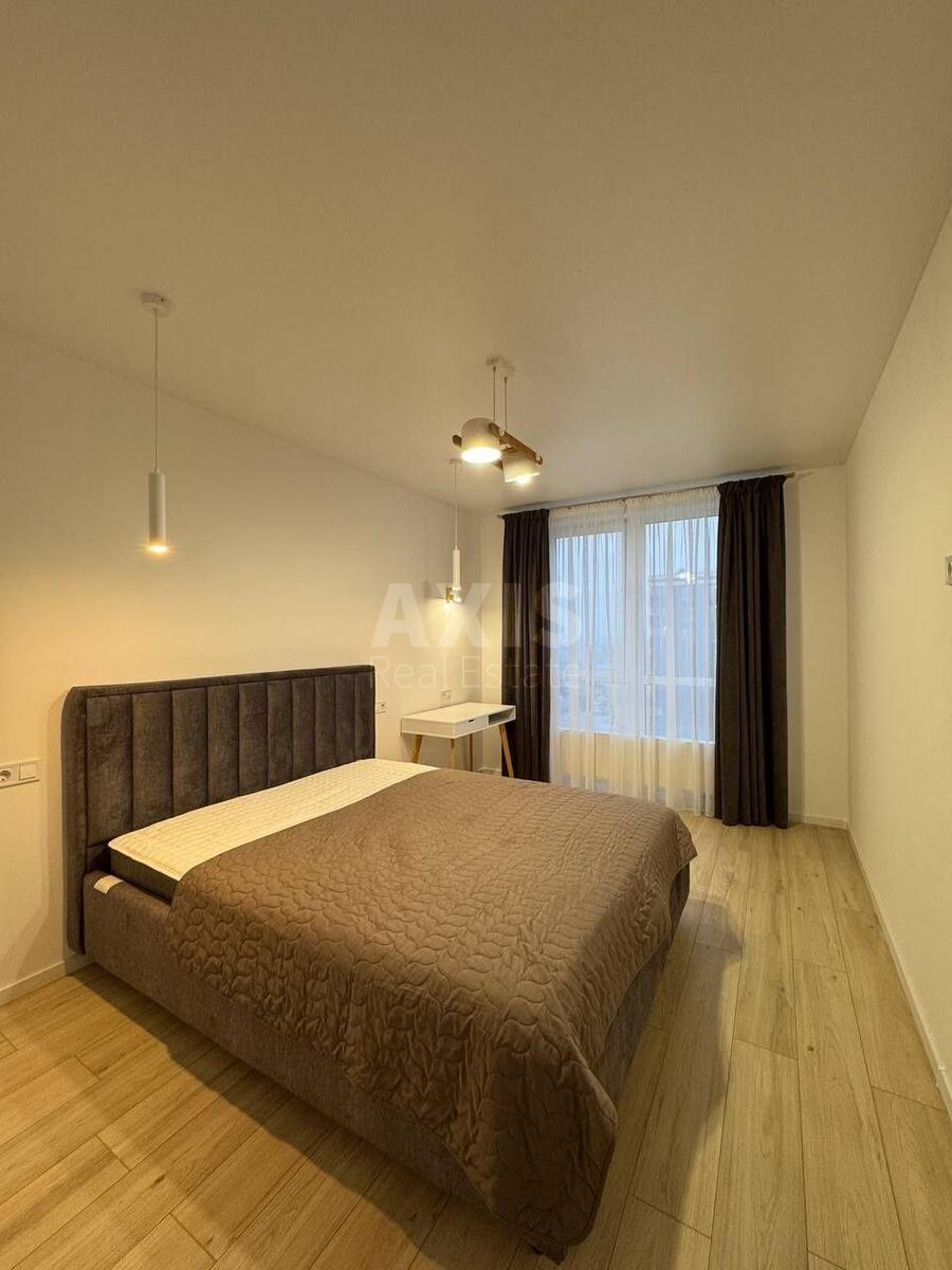1k apartment pr-t Povitroflots'kyj 564
