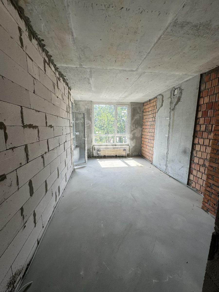 4k apartment vul. Kvitky Cisyk 325