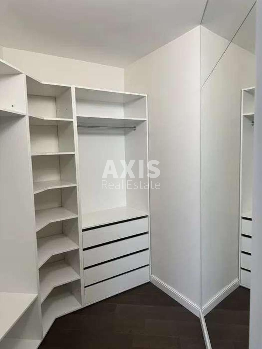 2k apartment vul. Lypkivs'kogo Vasylja Mytropolyta 16В4