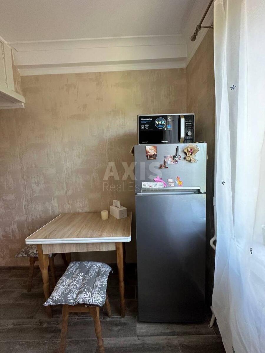 2k apartment vul. Miljutenka 42А0