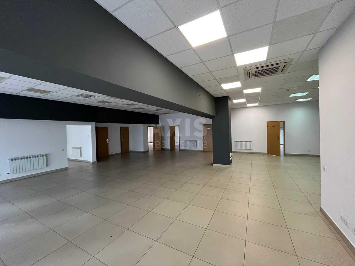 Office vul. Sverstjuka Jevgena 11Б, 375m2613250