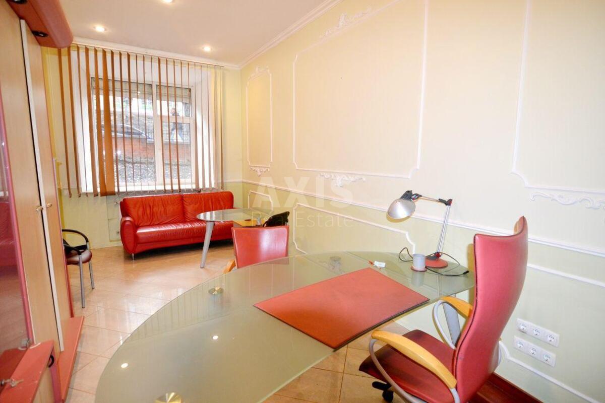 Office vul. Ljuterans'ka 15, 55m256980