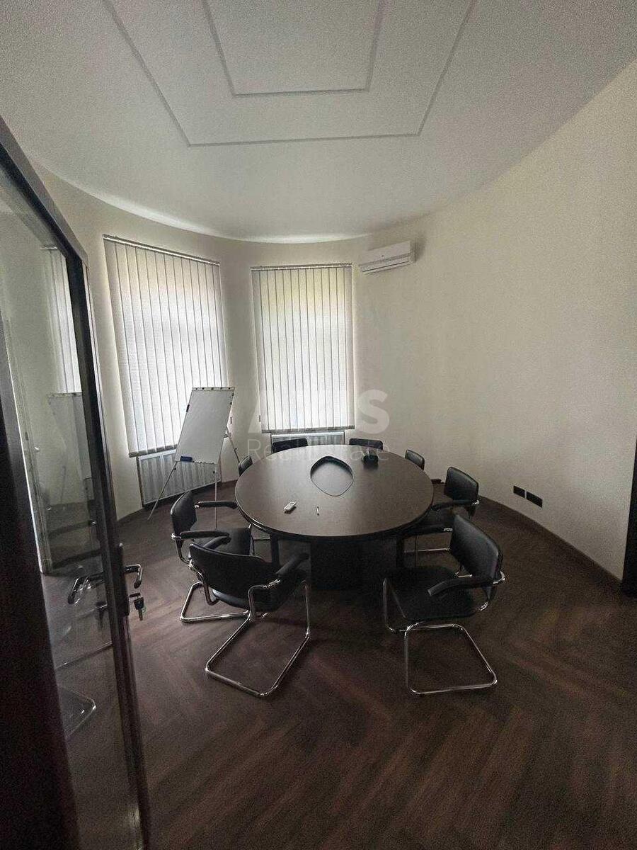 Офис ул. Саксаганского 31/27, 220м2515153