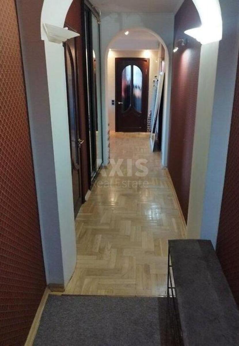 3k apartment vul. Rajevs'kogo Mykoly 110