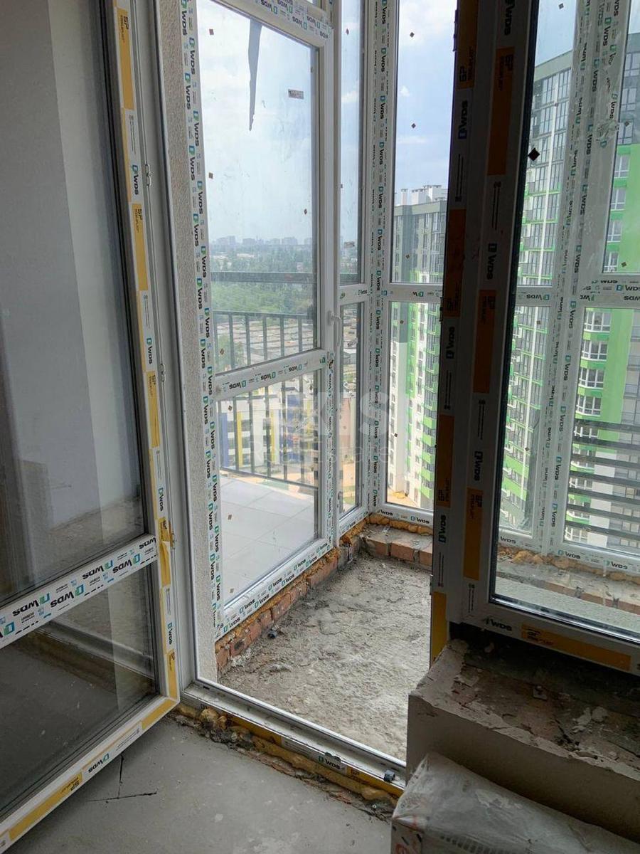 1k apartment vul. Grechka Marshala 10Б1